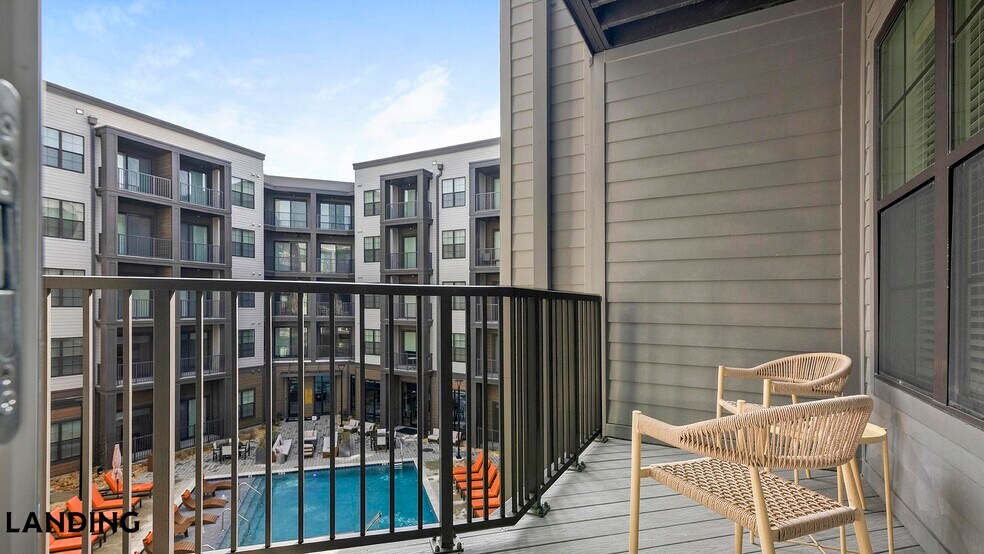 Building Photo - 2900 4th Ave NW