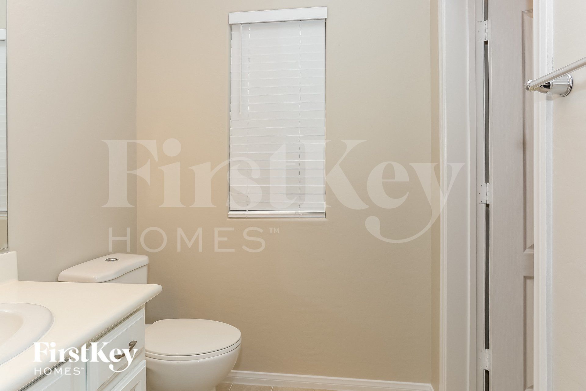 Building Photo - 8933 Hand Painted Ct