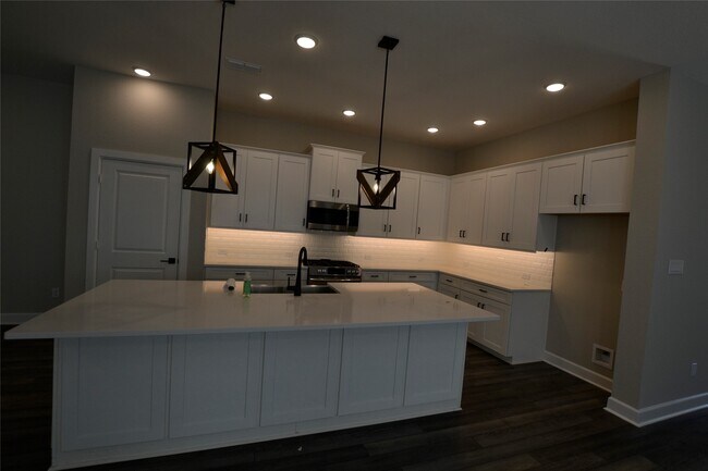 Building Photo - 2151 Creekside Breeze Dr