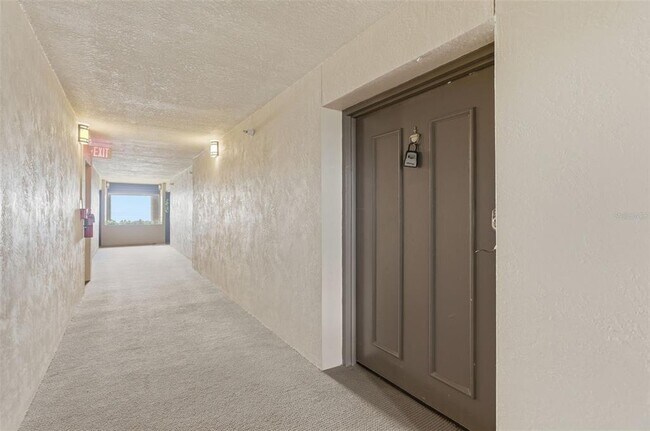 Building Photo - 2413 Bayshore Blvd