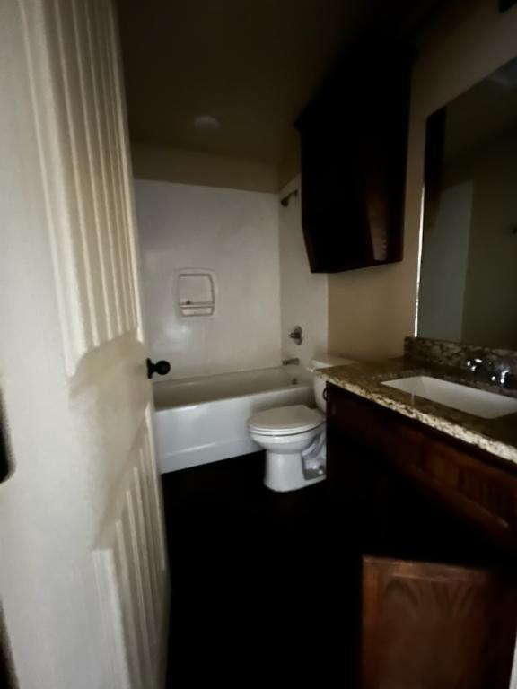 Building Photo - 1319 Greens Dr