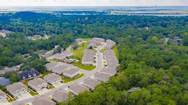 Building Photo - 6783 Spaniel Dr