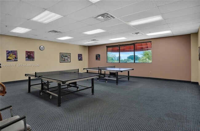 Building Photo - 8941 S Hollybrook Blvd