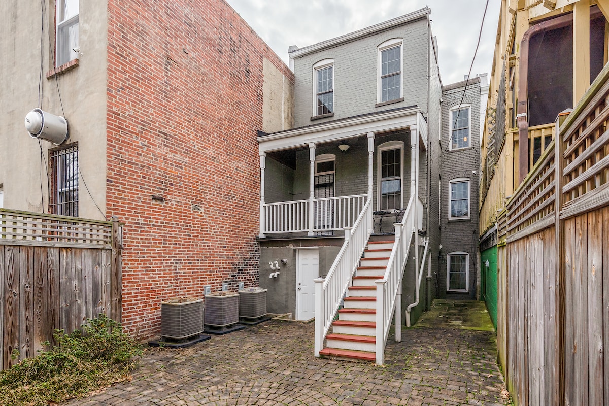 4 bedroom/3 bathroom, patio - 403 P St NW