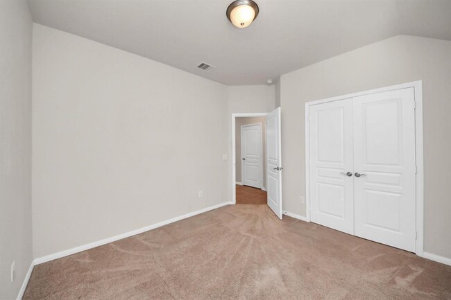 Building Photo - 24610 Emerald Pool Falls Dr