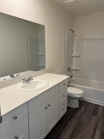 Building Photo - 2310 States St