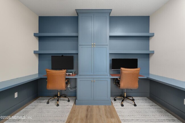 Building Photo - 16 Sewall Ln