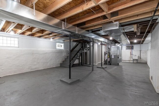 Building Photo - 52 Hawthorne Ave