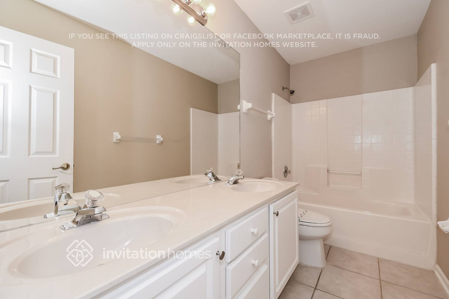 Building Photo - 8568 Glenbury Ct N