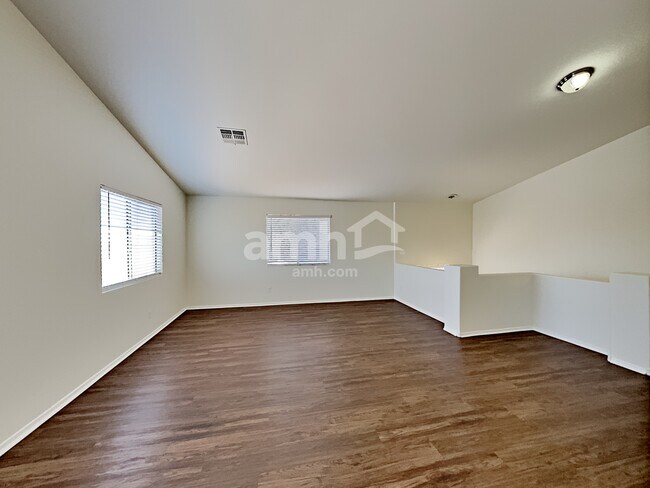 Building Photo - 11319 W Mariposa Dr