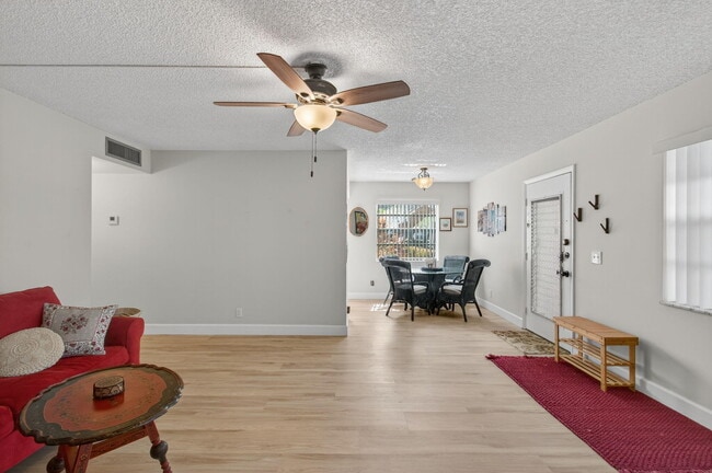 Building Photo - 406 Piedmont I