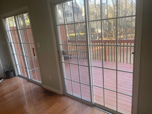 Building Photo - 3686 Lantern Walk Ln