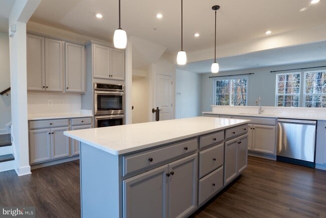 Building Photo - 9105 Fox Stream Way