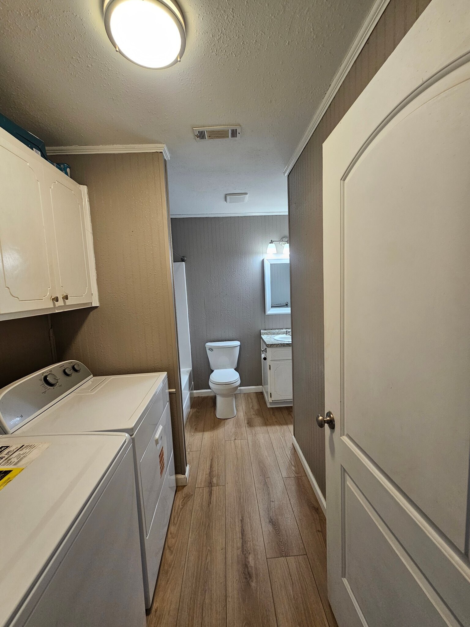 Building Photo - 24 Linder Rd