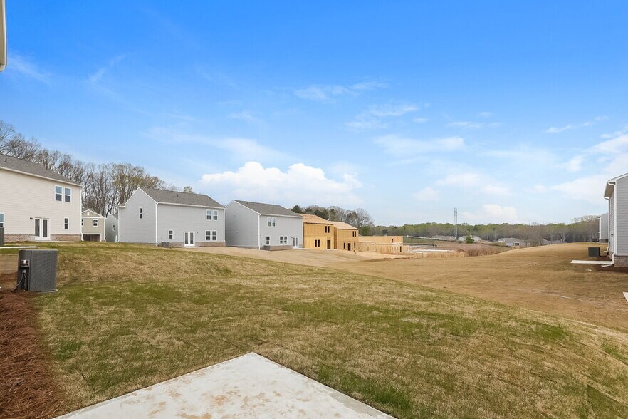 Building Photo - 577 Knightsbridge Ln