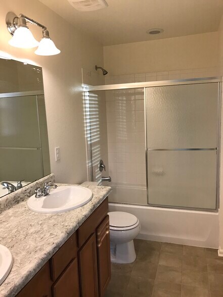 Building Photo - 1259 South Dallas Court