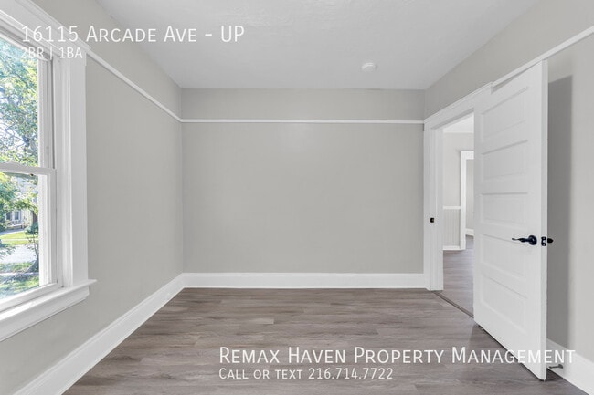 Building Photo - 16115 Arcade Ave