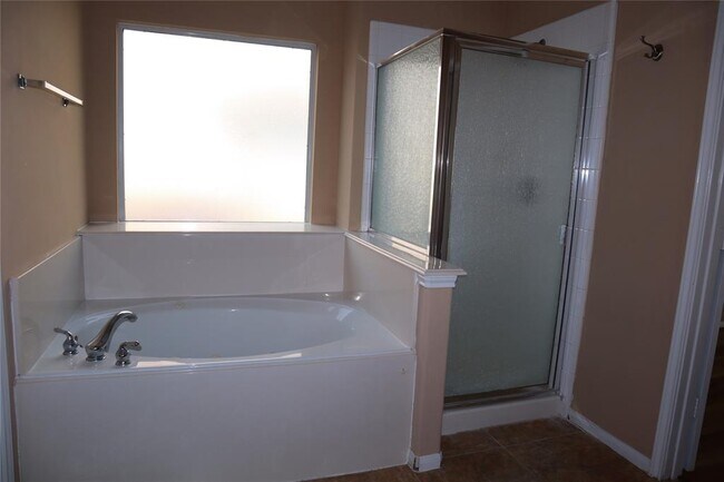 Building Photo - 71 La Costa Dr