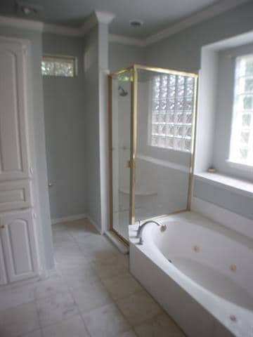 Building Photo - 5305 Coachman Ct