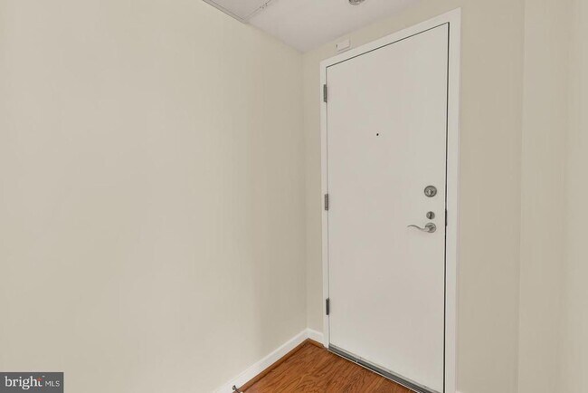 Building Photo - 3534 10th St NW