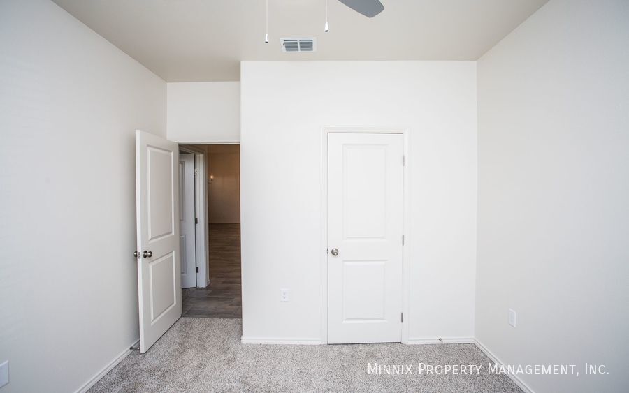 Building Photo - 2619 136th St