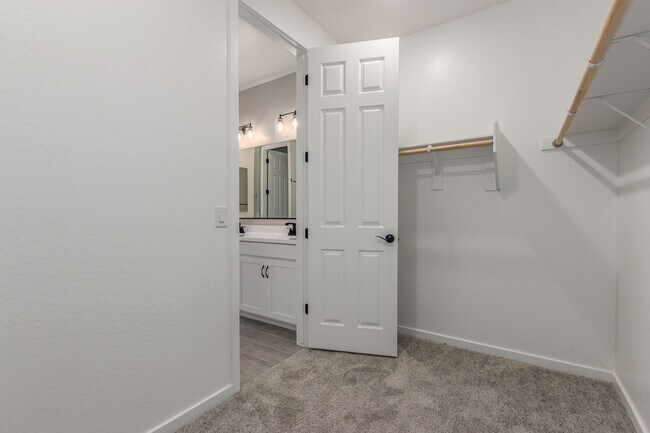 Building Photo - 18434 E Camila Dr