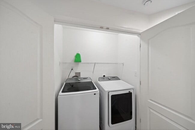 Building Photo - 338 Nocking Point Blvd