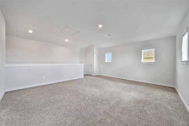 Building Photo - 12107 Willow Holw Ln