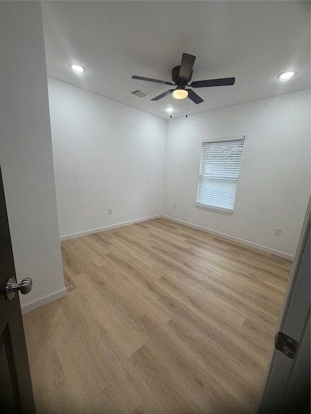 Building Photo - 711 Staitti St