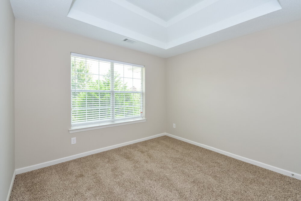 Building Photo - 255 Hillside Oak Ln