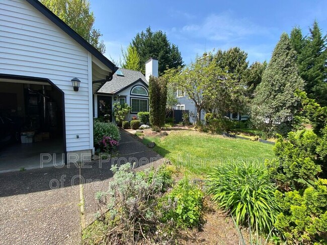 Primary Photo - 15779 SW 87th Ave