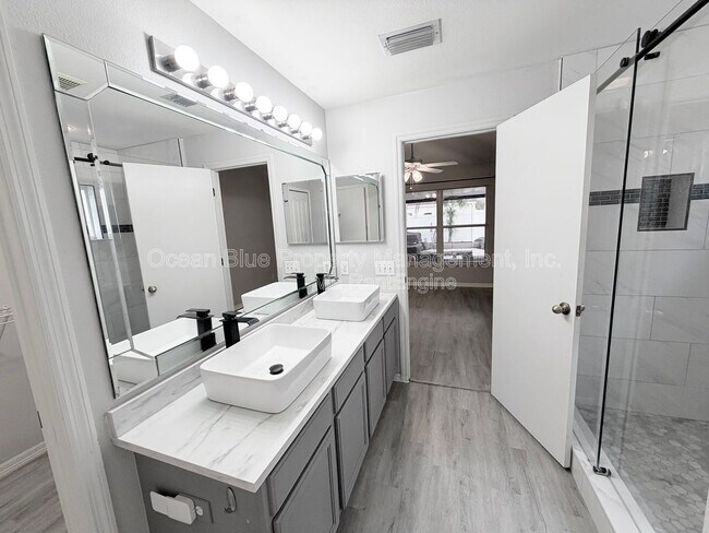 Building Photo - 12410 Early Run Ln