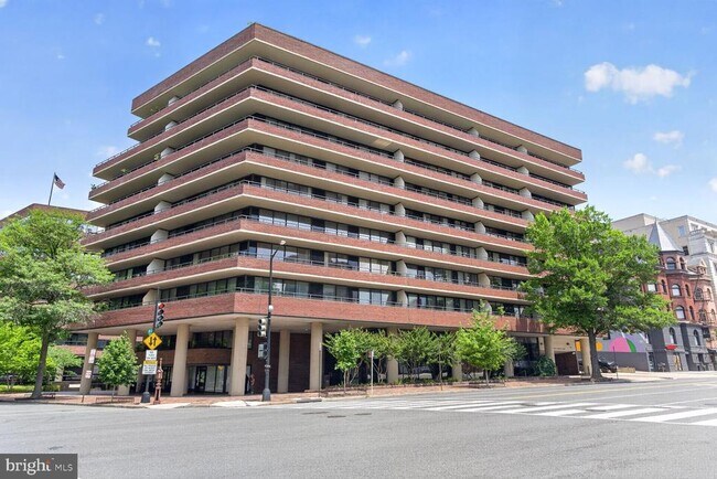 Building Photo - 2555 Pennsylvania Ave NW