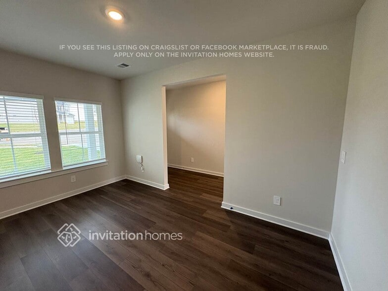 Building Photo - 1318 Bluffton Cir