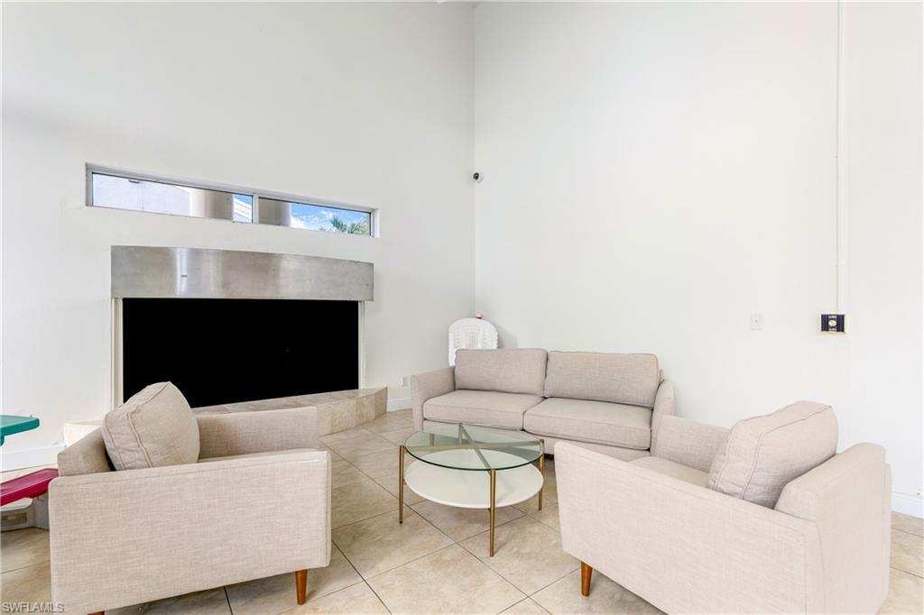 Building Photo - 108 Santa Clara Dr