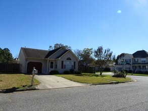 Building Photo - Single Family Ranch in Fawn Lake Newport N...