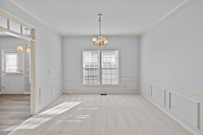 Building Photo - 113 Laurel Branch Dr