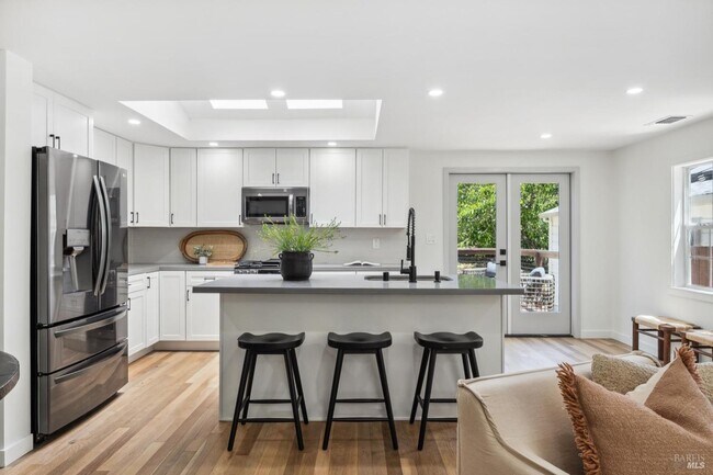 Building Photo - 2188 First Ave