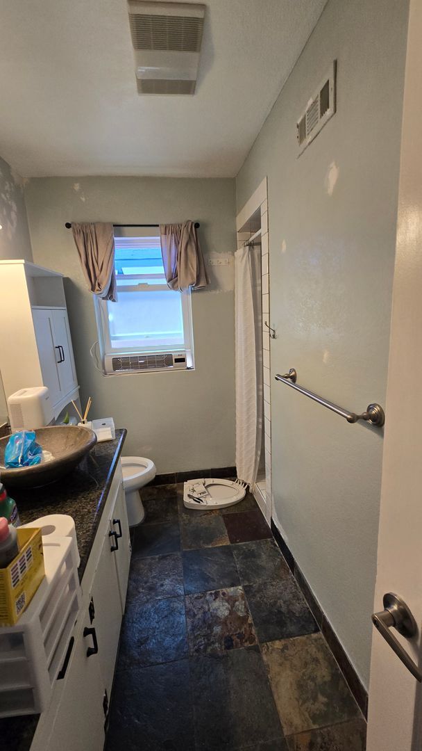 Building Photo - 826 Allerton Ct