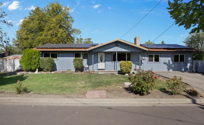 Building Photo - 990 Janes Rd