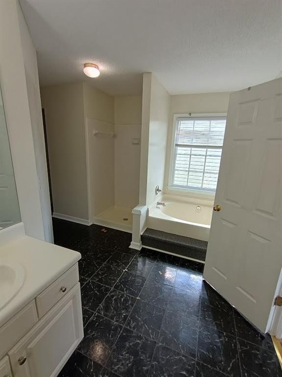 Building Photo - 3210 Binghampton Ln