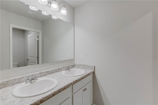 Building Photo - 6767 Scarlet Oak Way