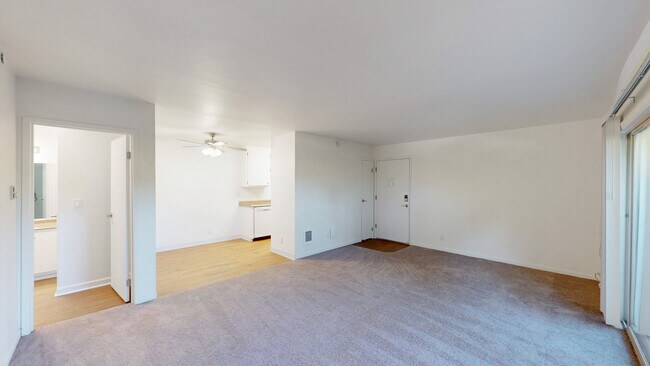 Building Photo - 415 Ignacio Blvd