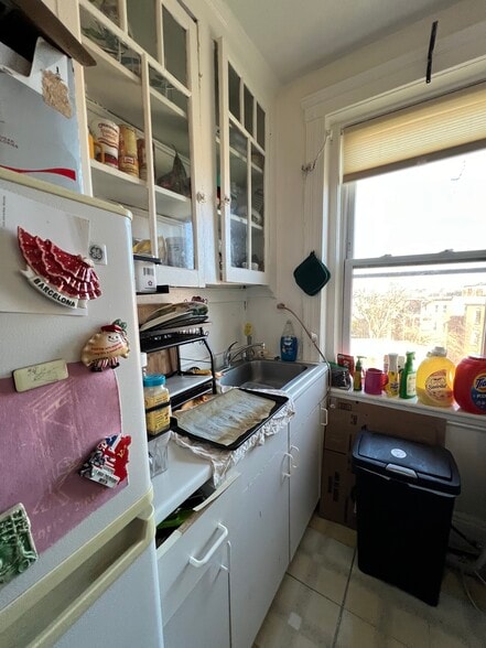 Building Photo - 11 James St