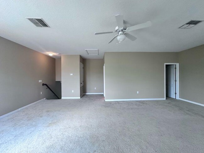 Building Photo - 15247 Montesino Dr