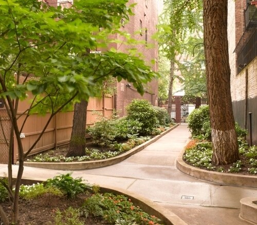 Courtyard - 110 W 15th St