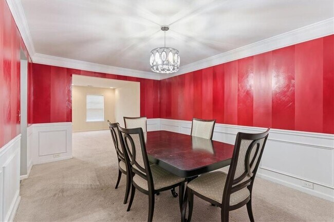 Building Photo - 345 Oxnard Cir SW