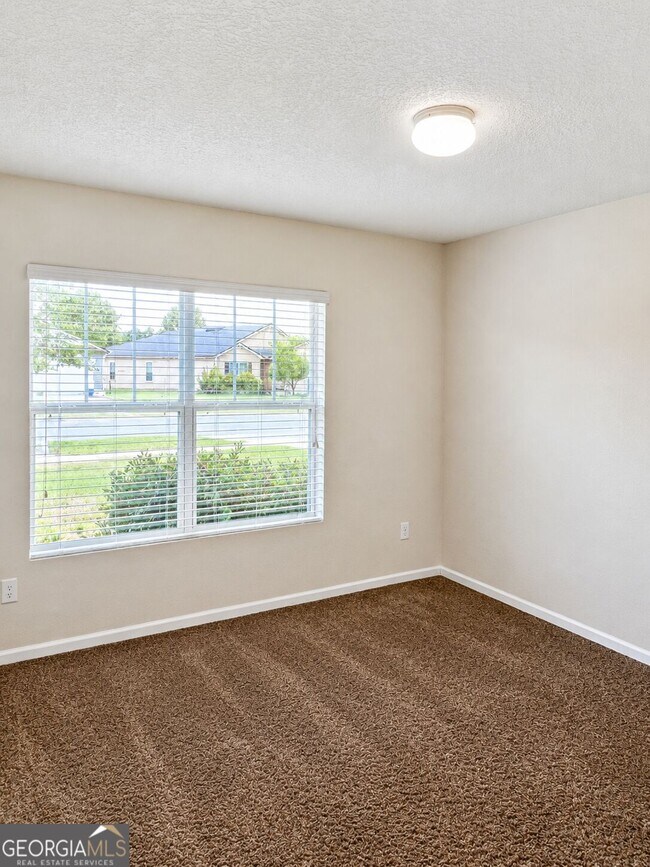 Building Photo - 232 Brooklet Cir