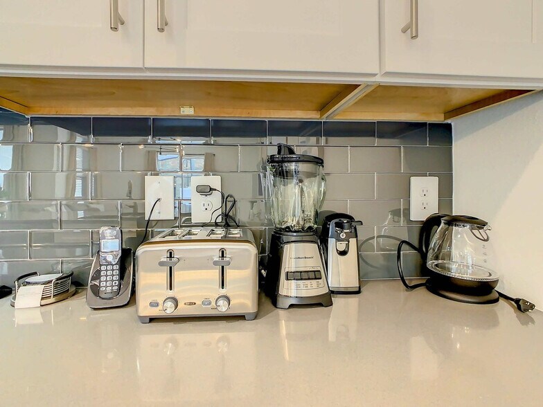 Building Photo - 2573 Reading Trail