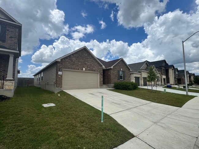 Primary Photo - Coming Soon! Modern & Roomy 1 Story 4/2 in...